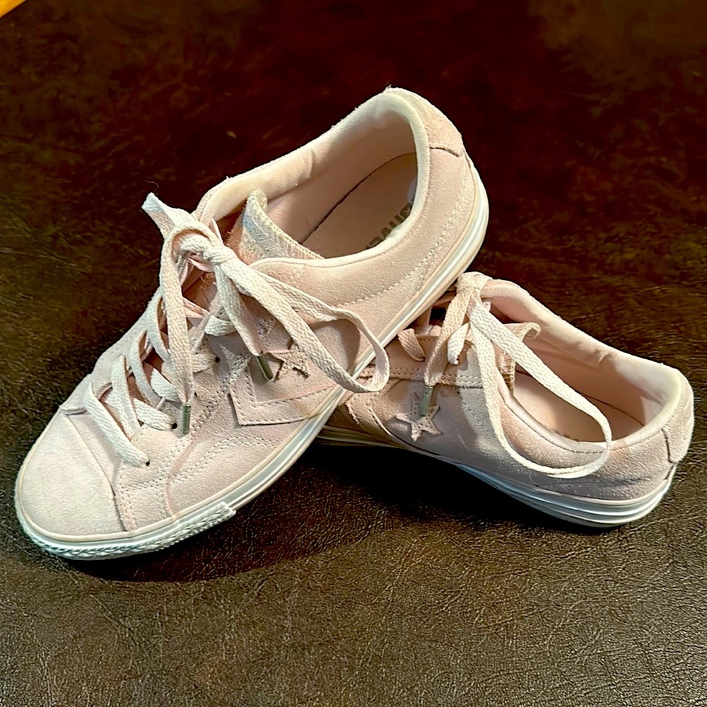 Pink Suede Converse